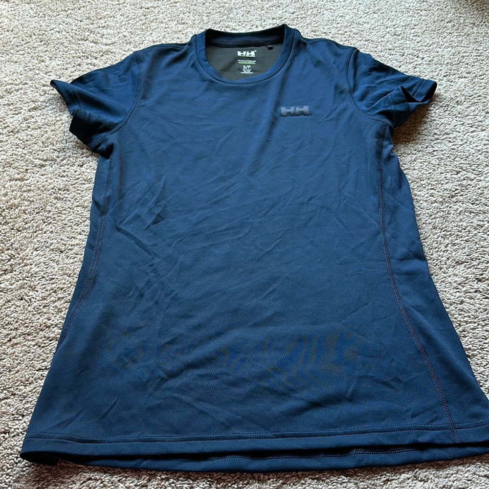 Helly Hansen top